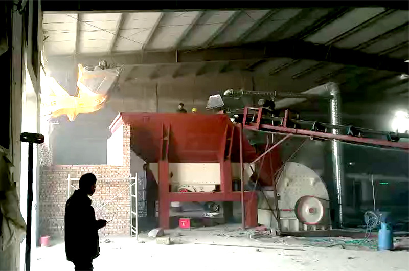 PCX液壓重錘破現場圖1 PCX液壓重錘破現場圖1