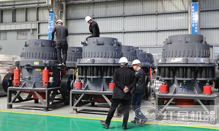 多家對(duì)比后二次到廠(chǎng)，選擇兩臺(tái)圓錐破